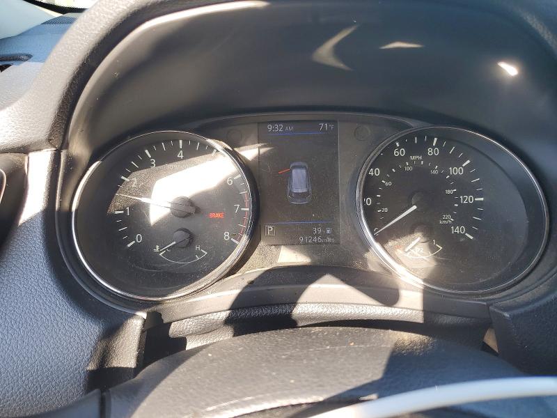 Photo 9 from auction – 2018 NISSAN ROGUE with VIN KNMAT2MT1JP601597