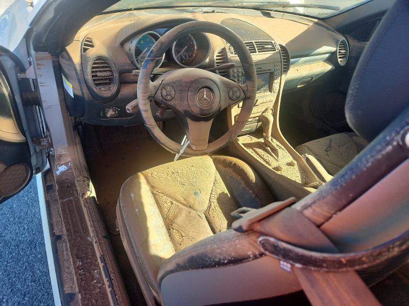 Photo 8 from auction – 2010 MERCEDES-BENZ SLK with VIN WDBWK5EA4AF229247