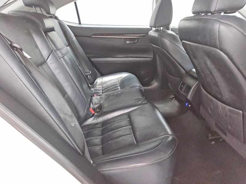 صورة رقم 10 من المزاد - 2017 LEXUS ES 350 مع VIN 58ABK1GGXHU040896