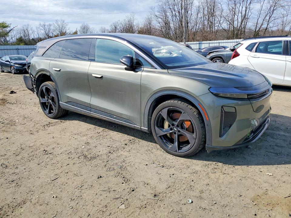 Photo 4 from auction – 2026 LUCID MOTORS GRAVITY with VIN 7UUG1GHJ2TA049197
