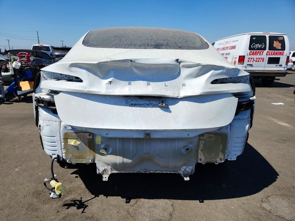 Снимка 6 от търг – 2024 TESLA MODEL 3 с VIN 5YJ3E1EA4RF729512