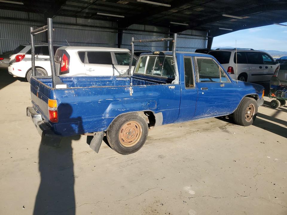 Zdjęcie 3 z aukcji – 1985 TOYOTA PICKUP z VIN JT4RN56S2F5033527