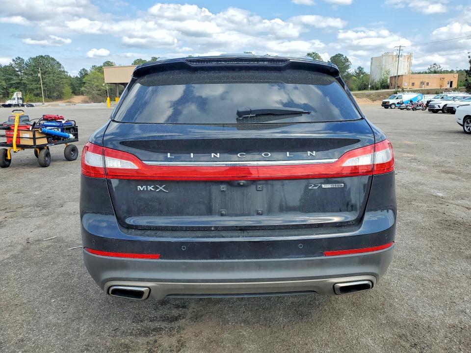 Photo 6 from auction – 2016 LINCOLN MKX with VIN 2LMTJ6KP7GBL21971