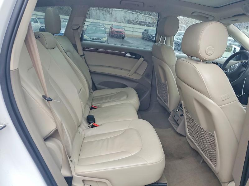 Photo 11 from auction – 2015 AUDI Q7 with VIN WA1LGAFE9FD024522