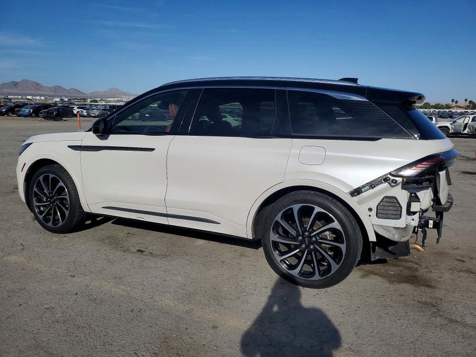 Photo 2 from auction – 2024 LINCOLN NAUTILUS with VIN 5LMPJ9JA0RJ815189