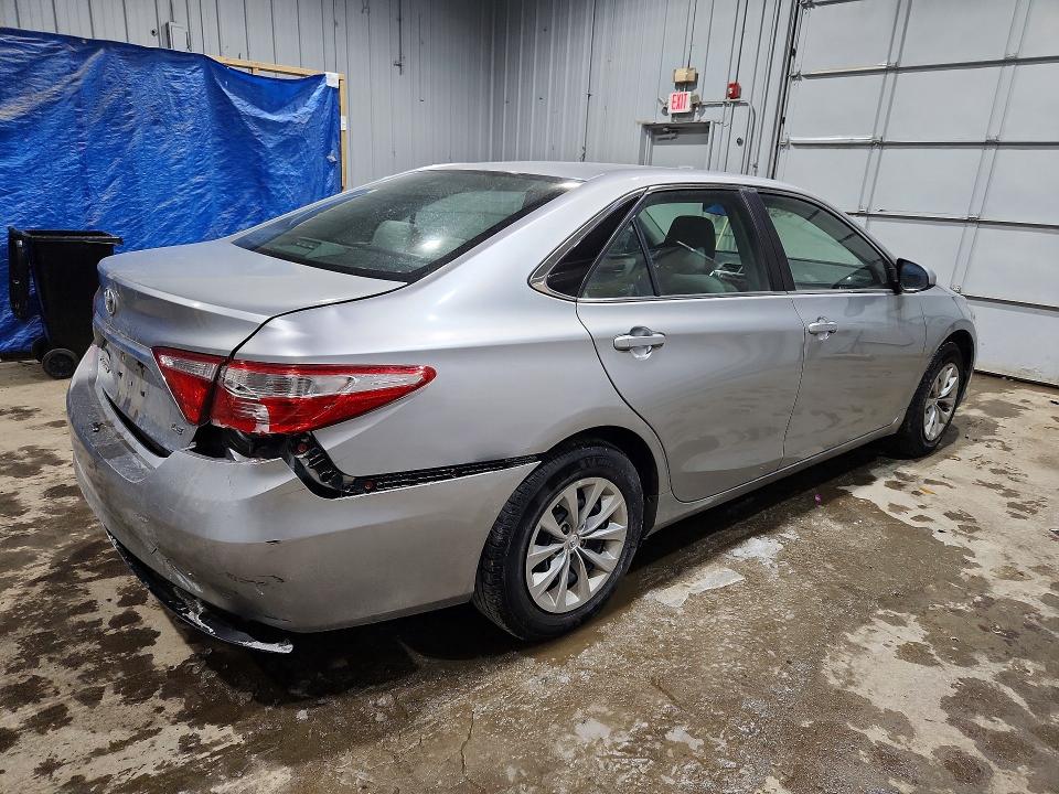 Photo 3 from auction – 2015 TOYOTA CAMRY with VIN 4T4BF1FK6FR463186