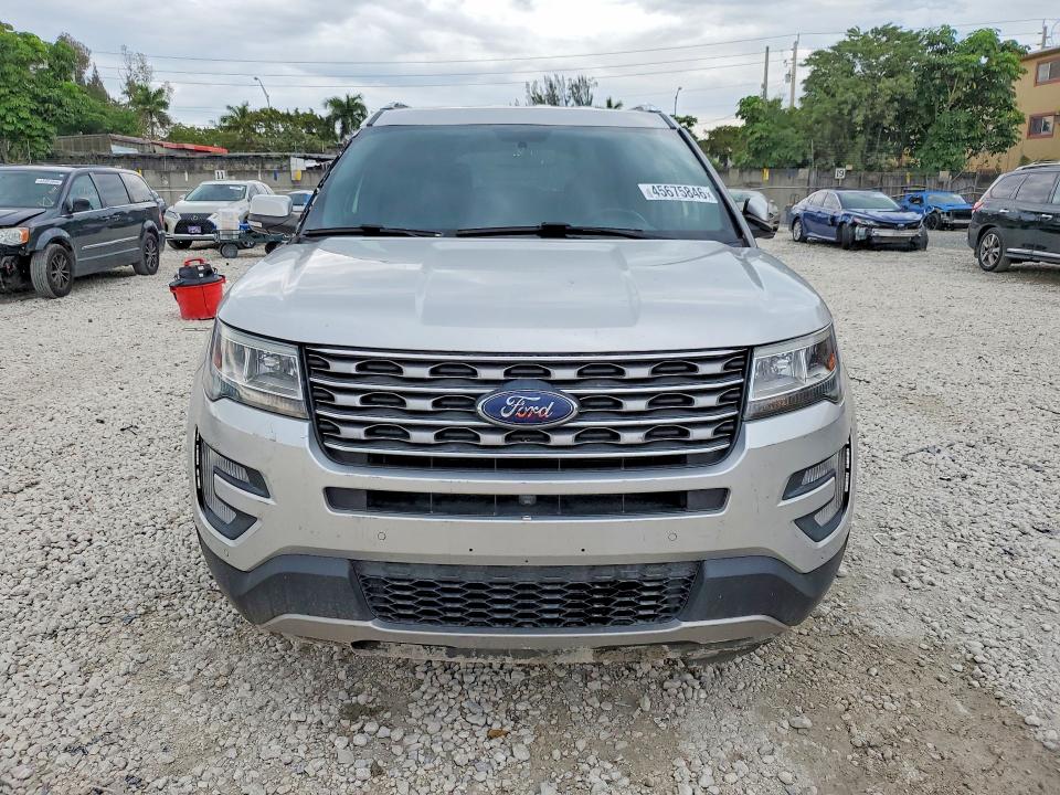 Снимка 5 от търг – 2017 FORD EXPLORER с VIN 1FM5K7F81HGD79255