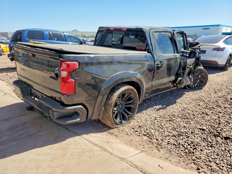 Photo 3 from auction – 2025 CHEVROLET SILVERADO with VIN 1GCUKEEL6SZ320191
