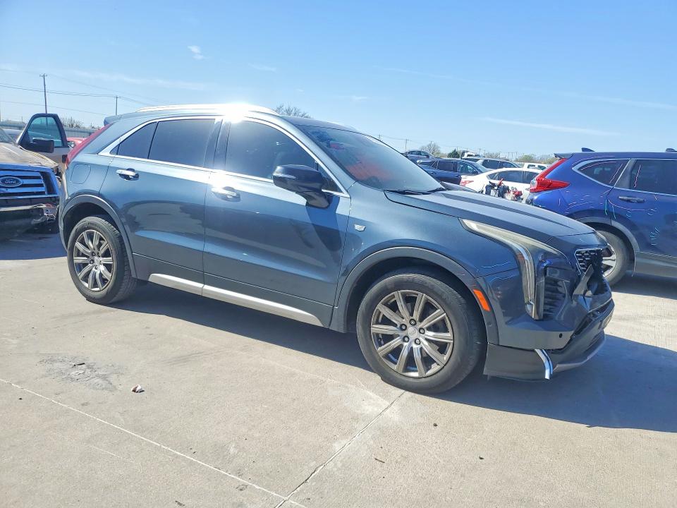 Photo 4 from auction – 2019 CADILLAC XT4 with VIN 1GYFZCR49KF190334