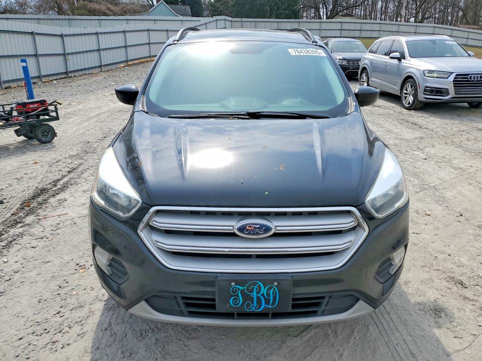 Photo 5 from auction – 2018 FORD ESCAPE with VIN 1FMCU0GD4JUA40002