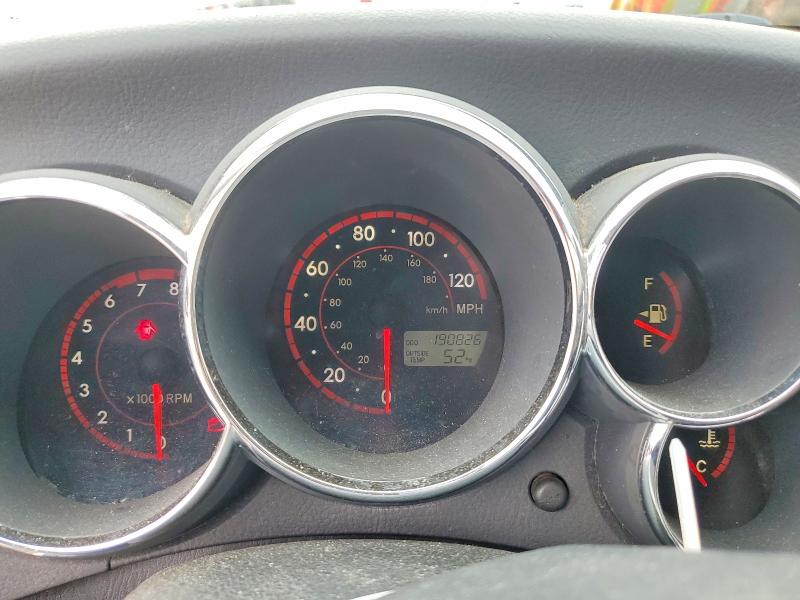 Photo 9 from auction – 2005 PONTIAC VIBE with VIN 5Y2SL63855Z406587