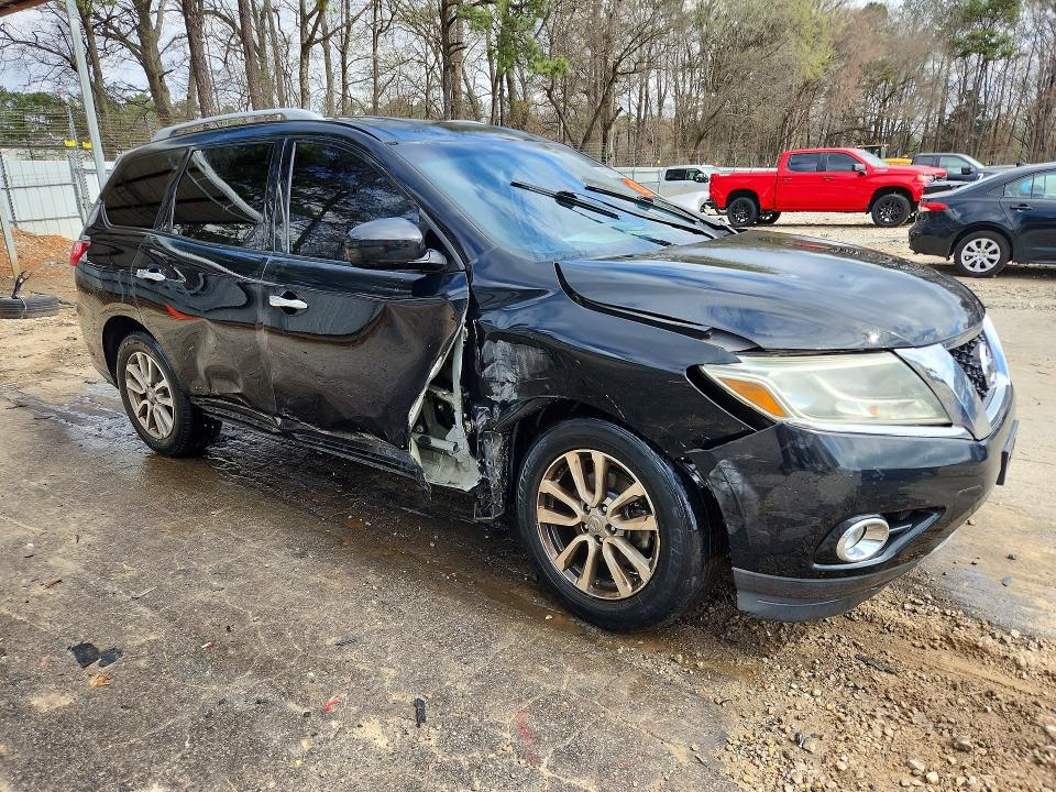 صورة رقم 4 من المزاد - 2015 NISSAN PATHFINDER مع VIN 5N1AR2MN3FC680023
