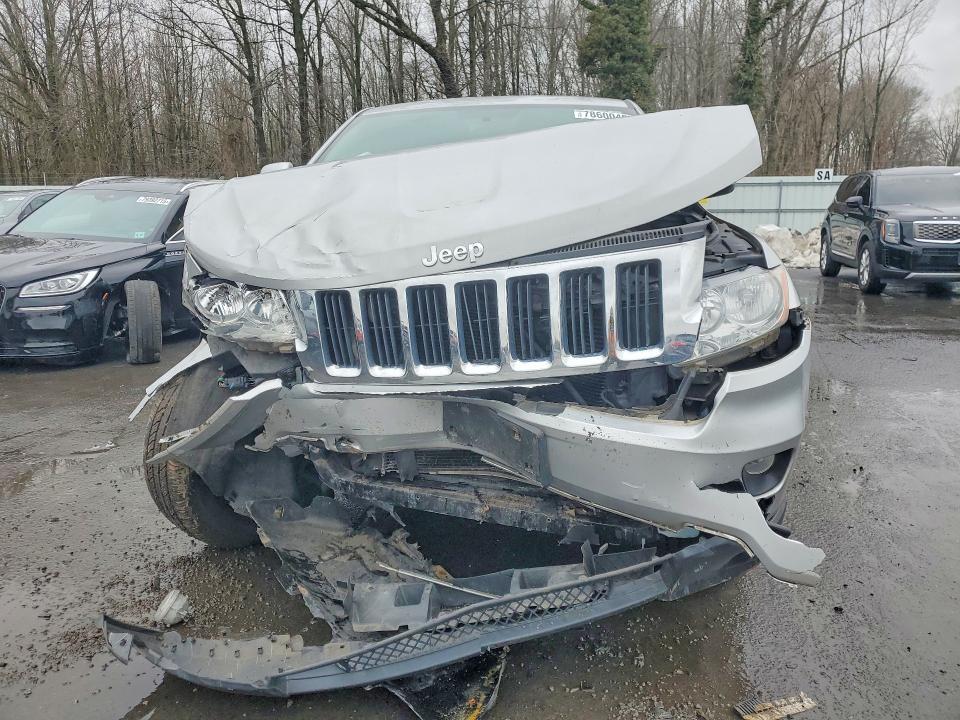 Photo 5 from auction – 2013 JEEP GRAND CHEROKEE with VIN 1C4RJFAG4DC644138