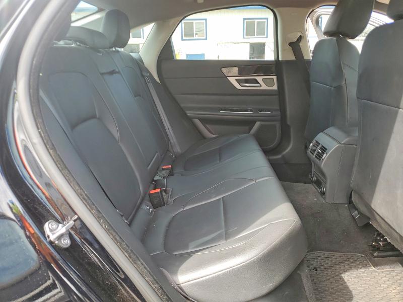 Photo 10 from auction – 2018 JAGUAR XF with VIN SAJBD4FX5JCY58090