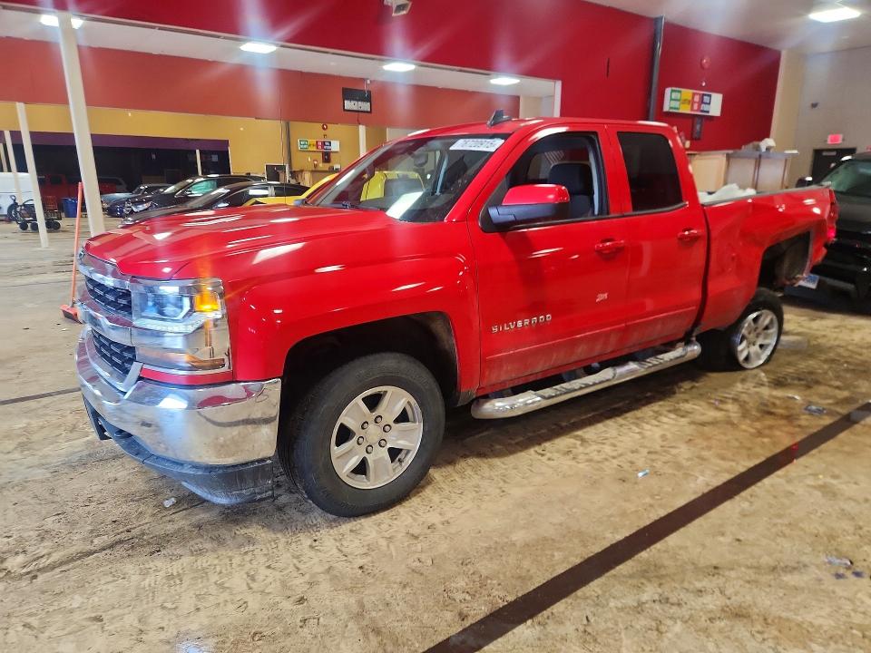 CHEVROLET SILVERADO 2018 with VIN 1GCVKREC7JZ132791 - Photo from auction