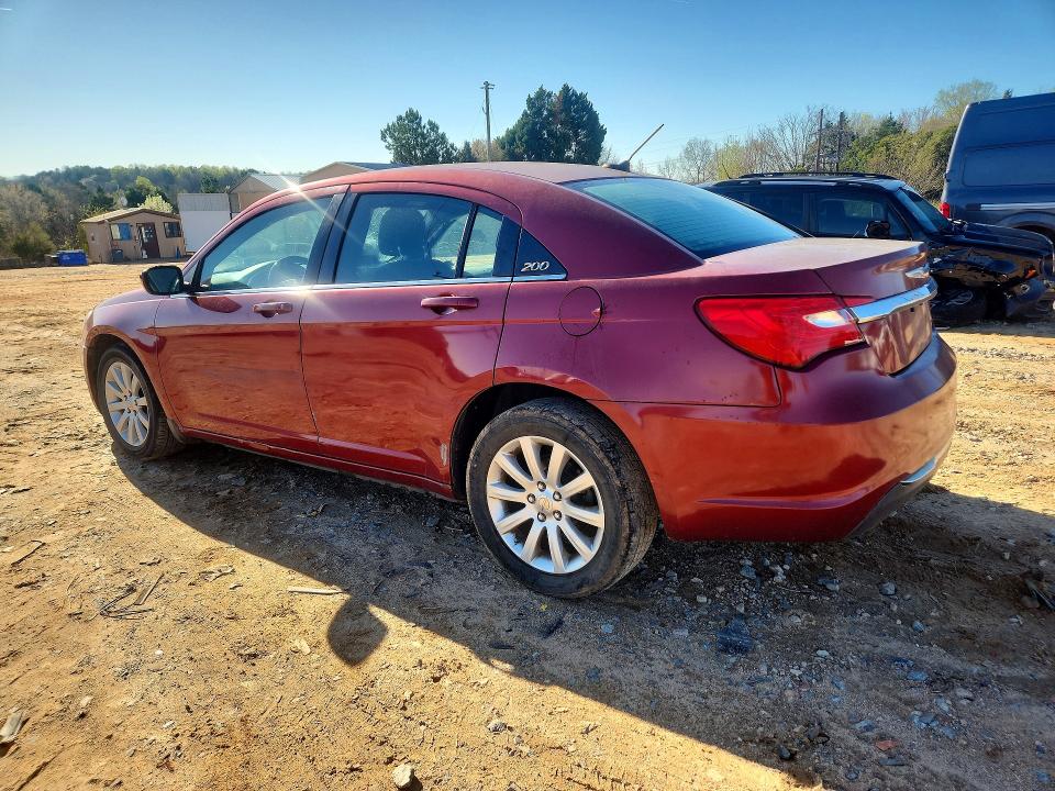 Photo 2 from auction – 2014 CHRYSLER 200 with VIN 1C3CCBBB8EN197898