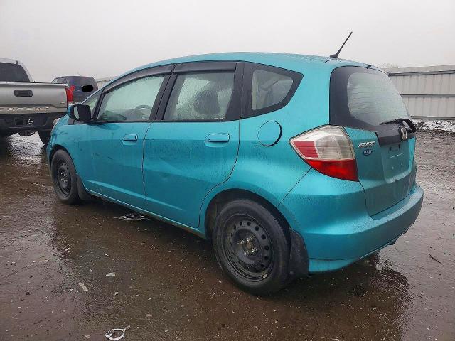 Photo 2 from auction – 2013 HONDA FIT with VIN JHMGE8H38DC055988