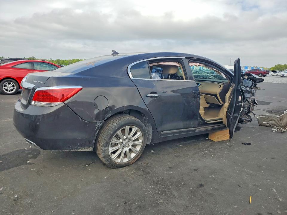 Photo 3 from auction – 2013 BUICK LACROSSE with VIN 1G4GC5E3XDF243559