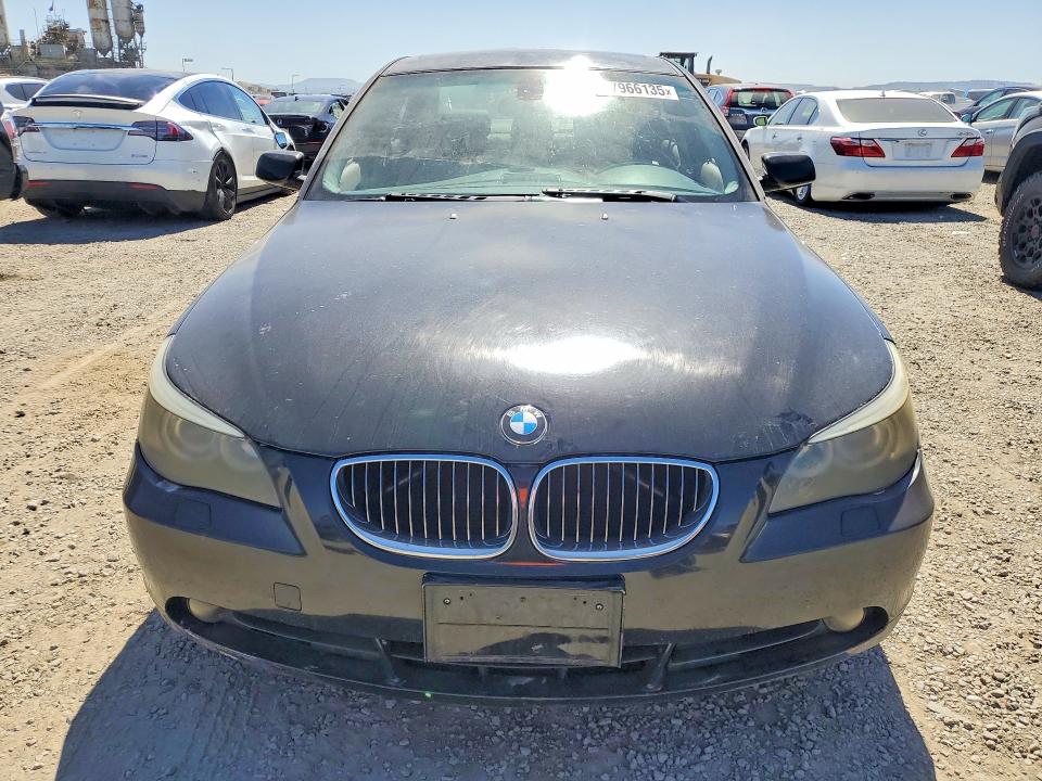 Photo 5 from auction – 2006 BMW 530 with VIN WBANE73516CM41941