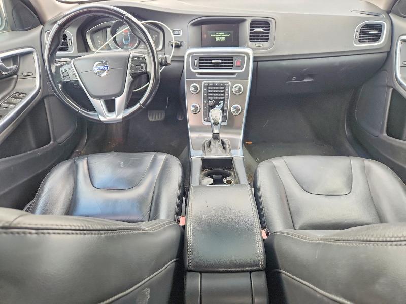 Photo 8 from auction – 2015 VOLVO S60 with VIN YV126MFK1F1338592