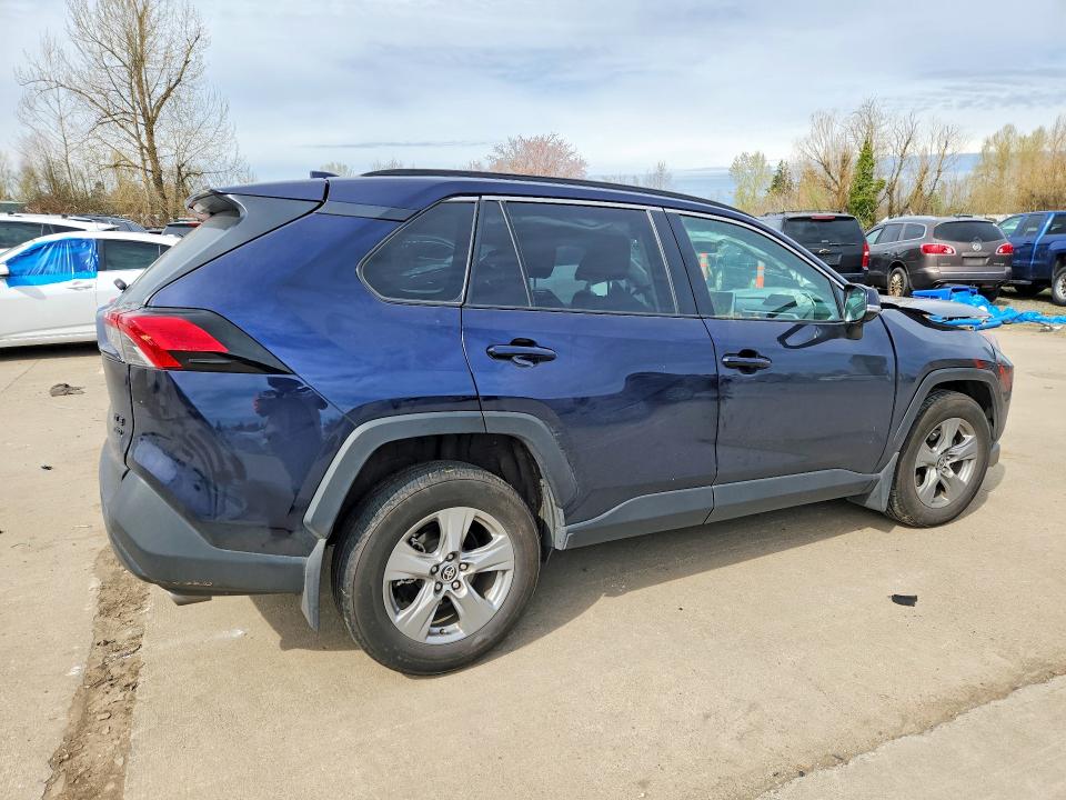 Photo 3 from auction – 2024 TOYOTA RAV4 with VIN 2T3P1RFV9RW426488