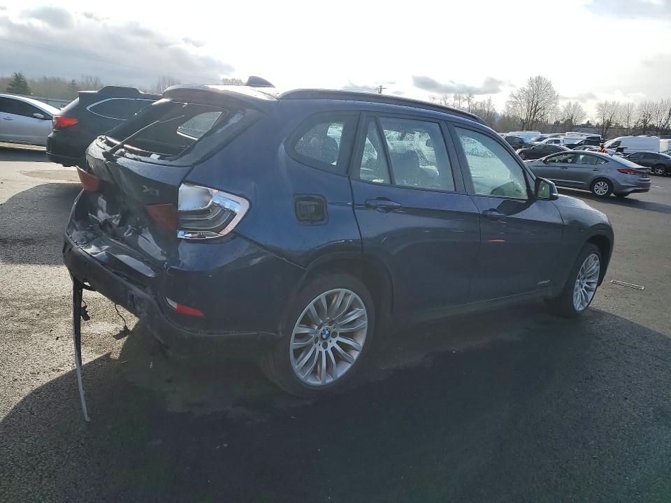 Photo 3 from auction – 2014 BMW X1 with VIN WBAVL1C54EVY21667