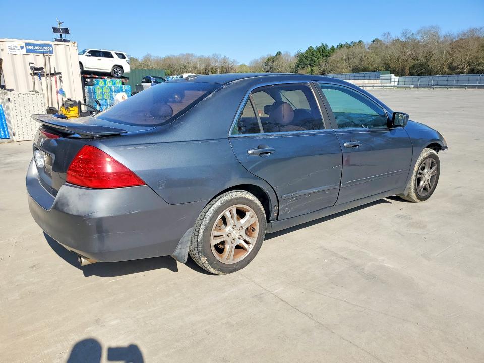 Photo 3 from auction – 2007 HONDA ACCORD with VIN 1HGCM56807A014675