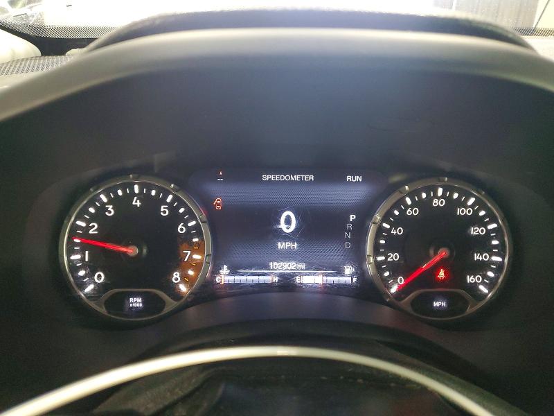 Photo 9 from auction – 2017 JEEP RENEGADE with VIN ZACCJBBBXHPG53641