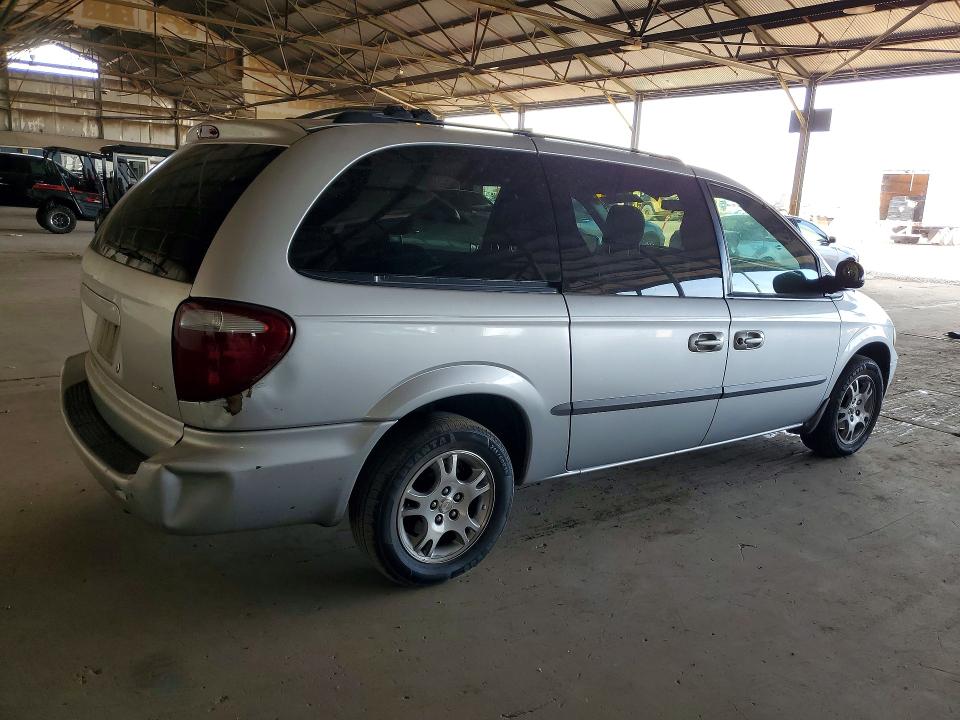 Photo 3 from auction – 2002 DODGE GRAND CARAVAN with VIN 2B4GP74L82R787230