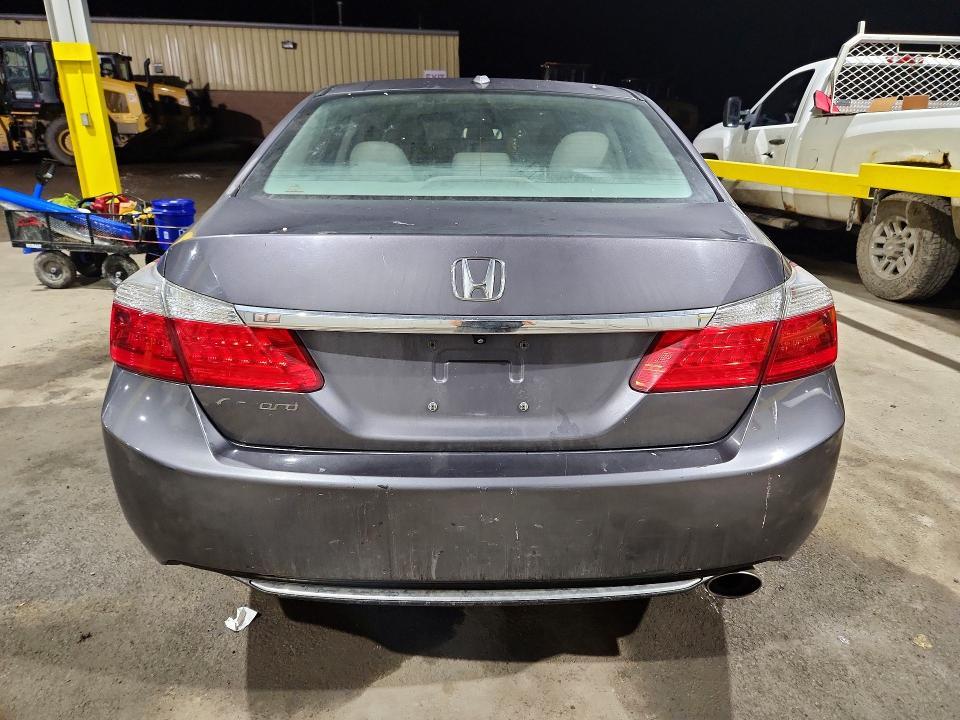 Photo 6 from auction – 2015 HONDA ACCORD with VIN 1HGCR2F86FA025467