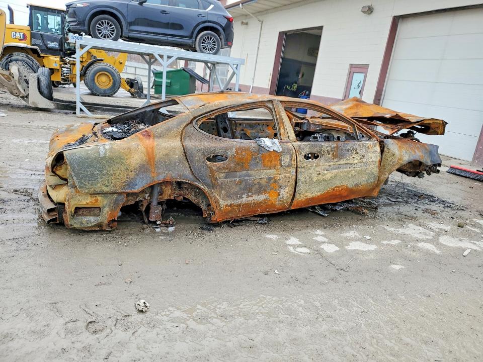 Photo 3 from auction – 2006 PONTIAC GRAND PRIX with VIN 2G2WP552961154558