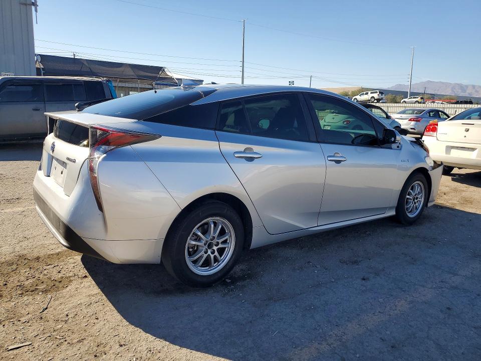 Photo 3 from auction – 2016 TOYOTA PRIUS with VIN JTDKARFU7G3015740