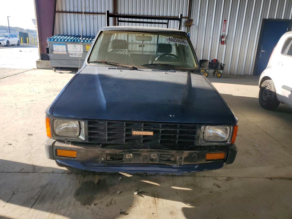 Zdjęcie 5 z aukcji – 1985 TOYOTA PICKUP z VIN JT4RN56S2F5033527