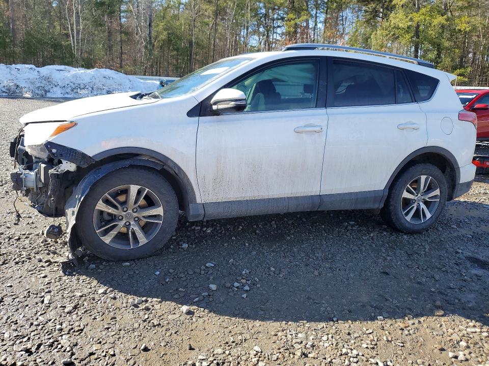 TOYOTA RAV4 2017 with VIN 2T3WFREV9HW402561 - Photo from auction