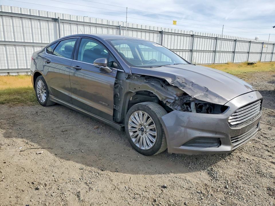 Photo 4 from auction – 2014 FORD FUSION with VIN 3FA6P0LU1ER396604