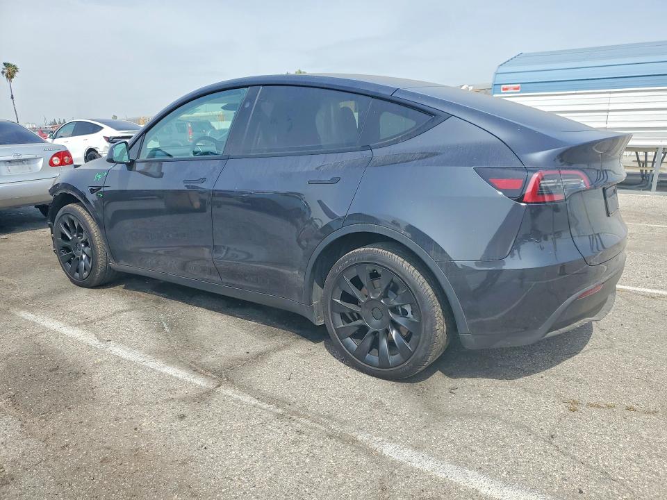 Photo 2 from auction – 2024 TESLA MODEL Y with VIN 7SAYGDEE7RF001965
