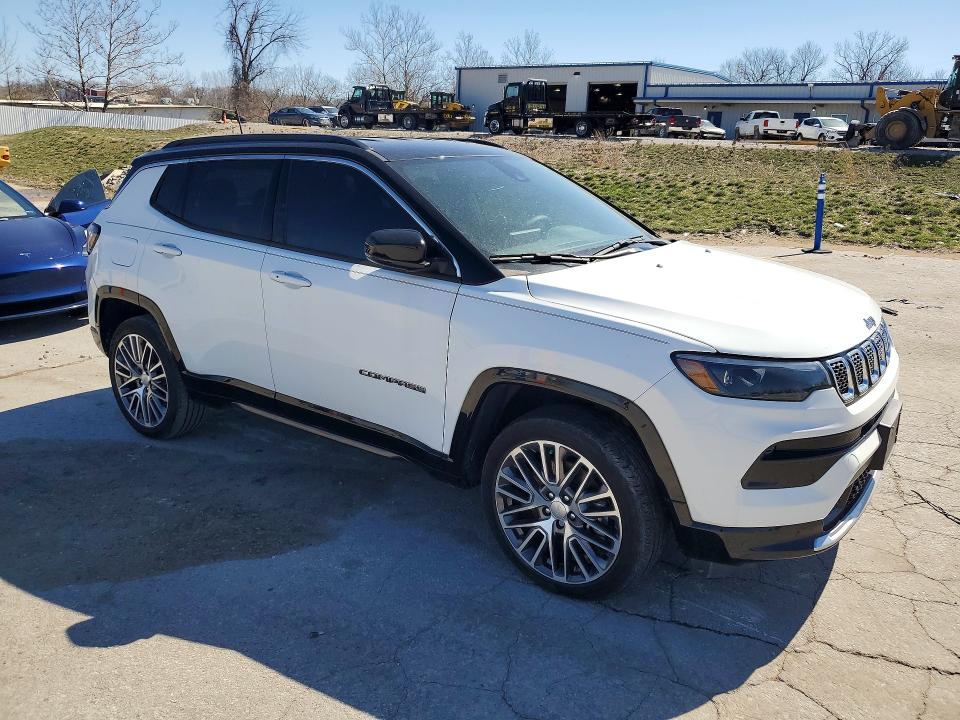 Photo 4 from auction – 2023 JEEP COMPASS with VIN 3C4NJDCN8PT571380