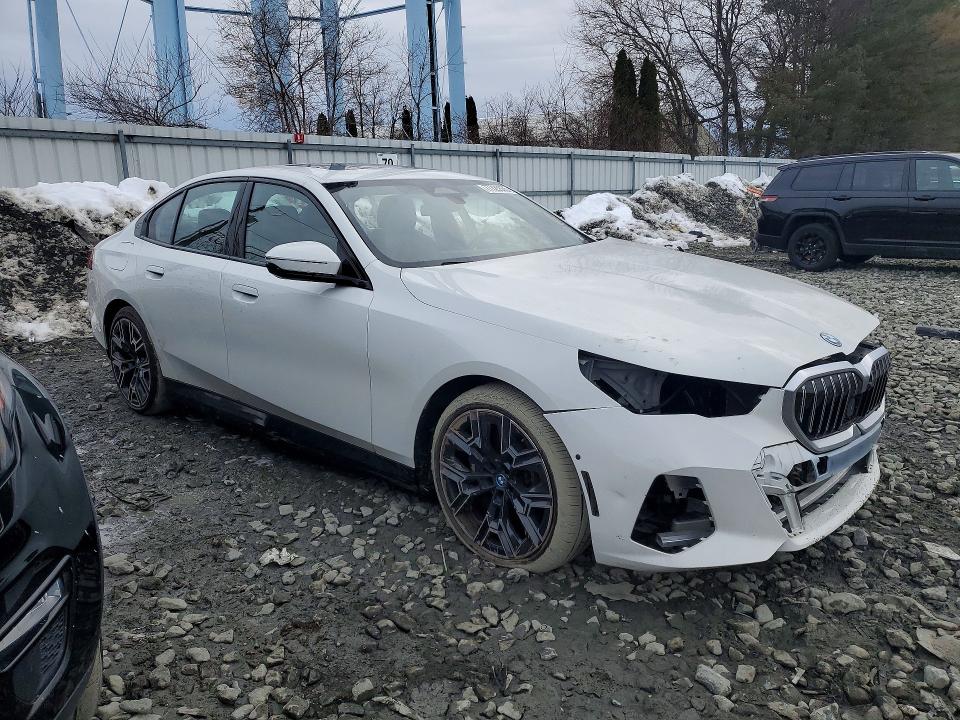 Photo 4 from auction – 2024 BMW I5 with VIN WBY33FK03RCP84480