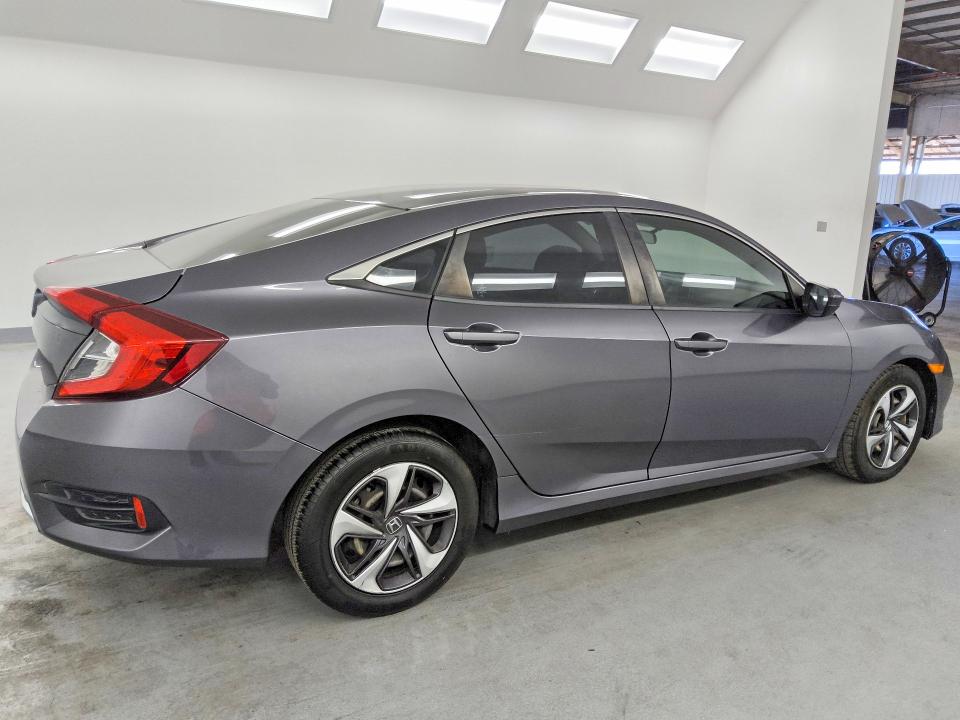Photo 3 from auction – 2020 HONDA CIVIC with VIN 19XFC2F66LE018328