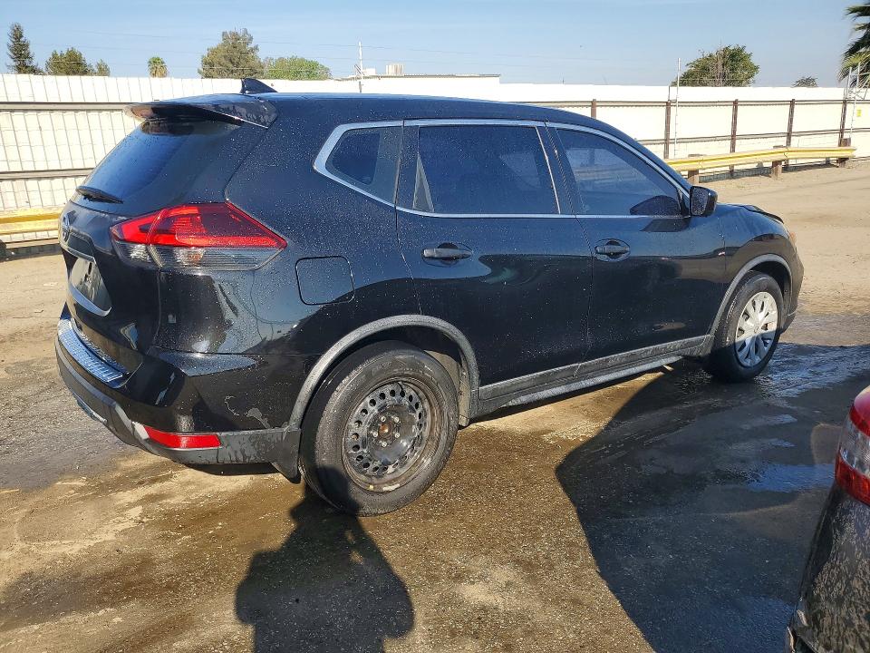 Photo 3 from auction – 2018 NISSAN ROGUE with VIN KNMAT2MT1JP601597