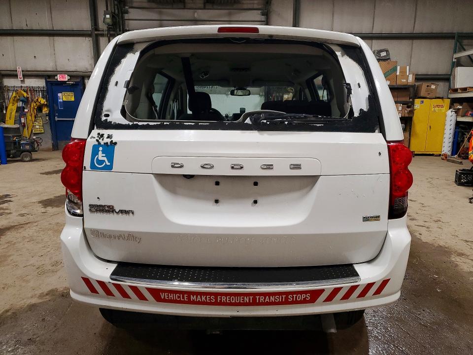 Photo 6 from auction – 2018 DODGE GRAND CARAVAN with VIN 2C4RDGBG3JR319978