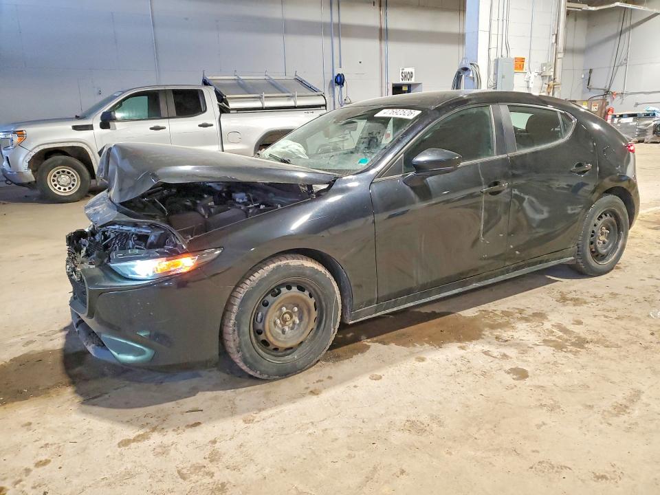 MAZDA 3 2021 with VIN JM1BPAK71M1303812 - Photo from auction