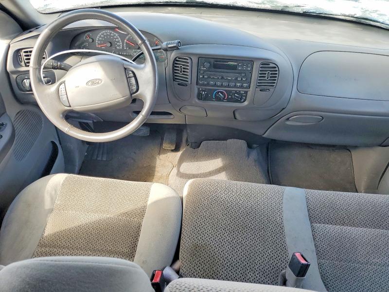 Photo 8 from auction – 2002 FORD F150 with VIN 1FTRW07652KD46147