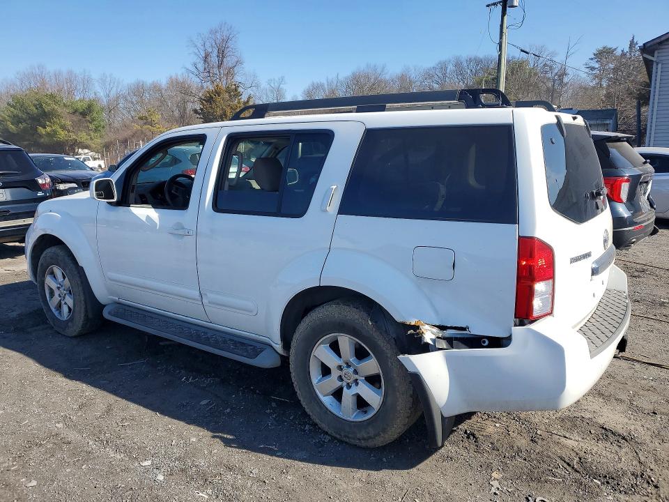 Photo 2 from auction – 2011 NISSAN PATHFINDER with VIN 5N1AR1NBXBC609524