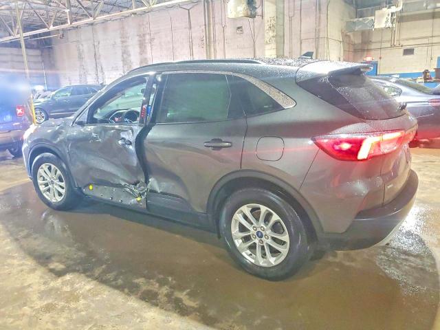 Photo 2 from auction – 2020 FORD ESCAPE with VIN 1FMCU0G66LUC04449