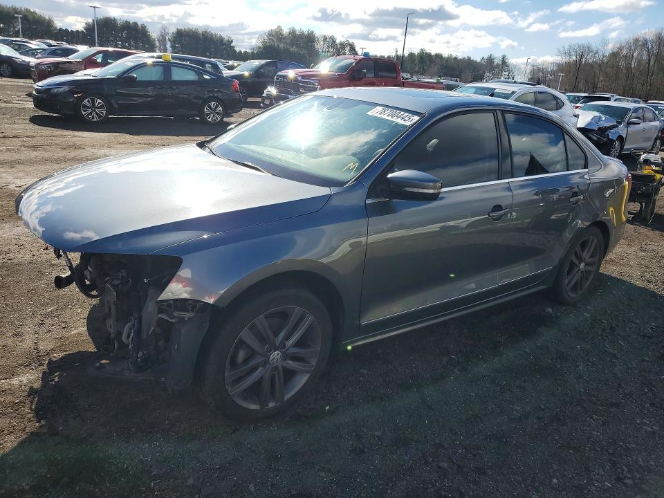 Photo 1 from auction – 2018 VOLKSWAGEN JETTA with VIN 3VWL17AJ9JM237611