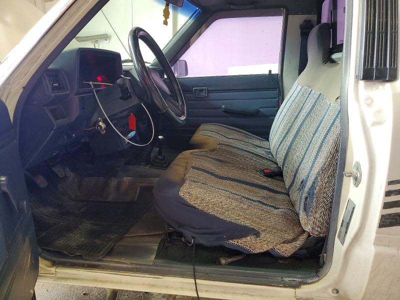 Photo 7 from auction – 1987 TOYOTA PICKUP with VIN JT4RN63R8H0178188