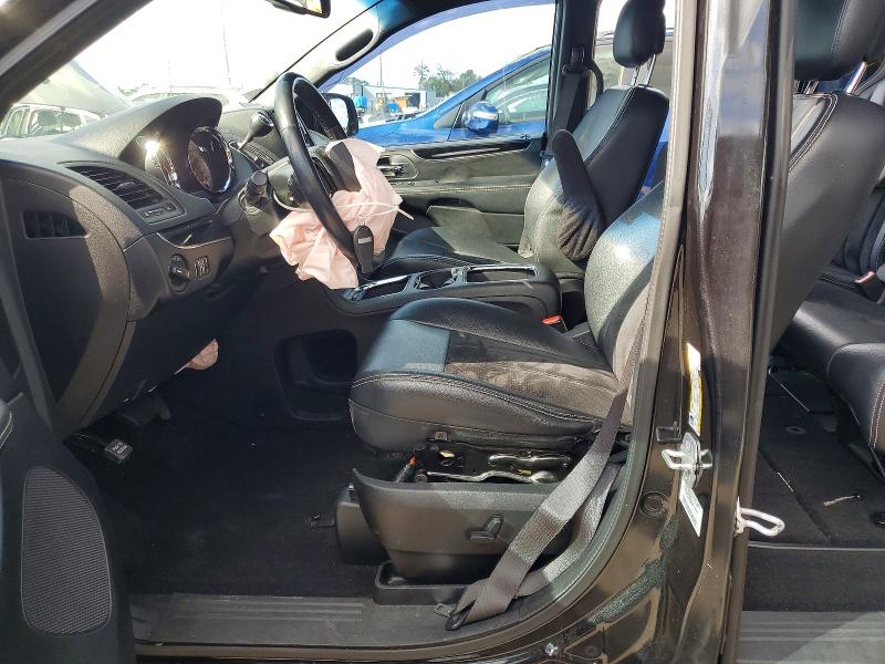 Photo 7 from auction – 2016 DODGE GRAND CARAVAN with VIN 2C4RDGCGXGR107196