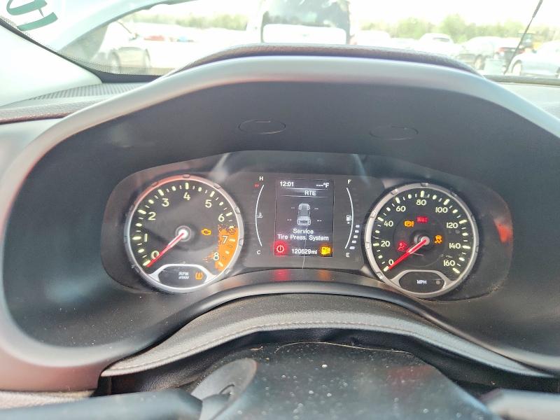 Photo 9 from auction – 2017 JEEP RENEGADE with VIN ZACCJABB7HPG04648