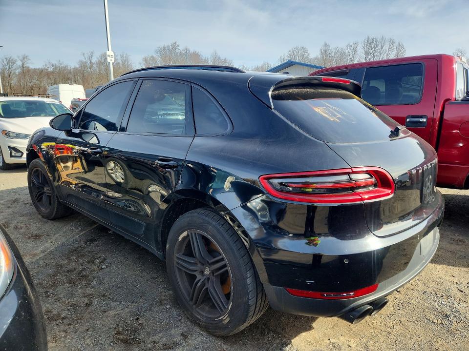 Photo 2 from auction – 2015 PORSCHE MACAN with VIN WP1AB2A54FLB62076